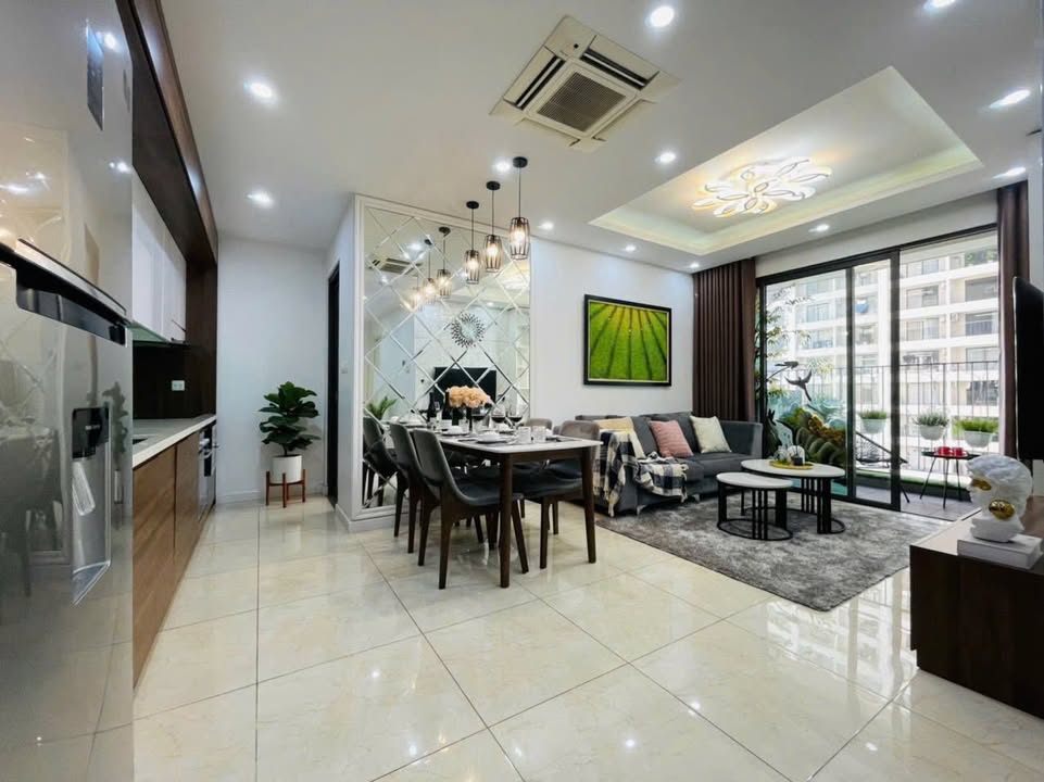 Căn hộ D’CAPITAL Trần Duy Hưng 67m² giá 9 tỷ - Tầng đẹp, full nội thất!