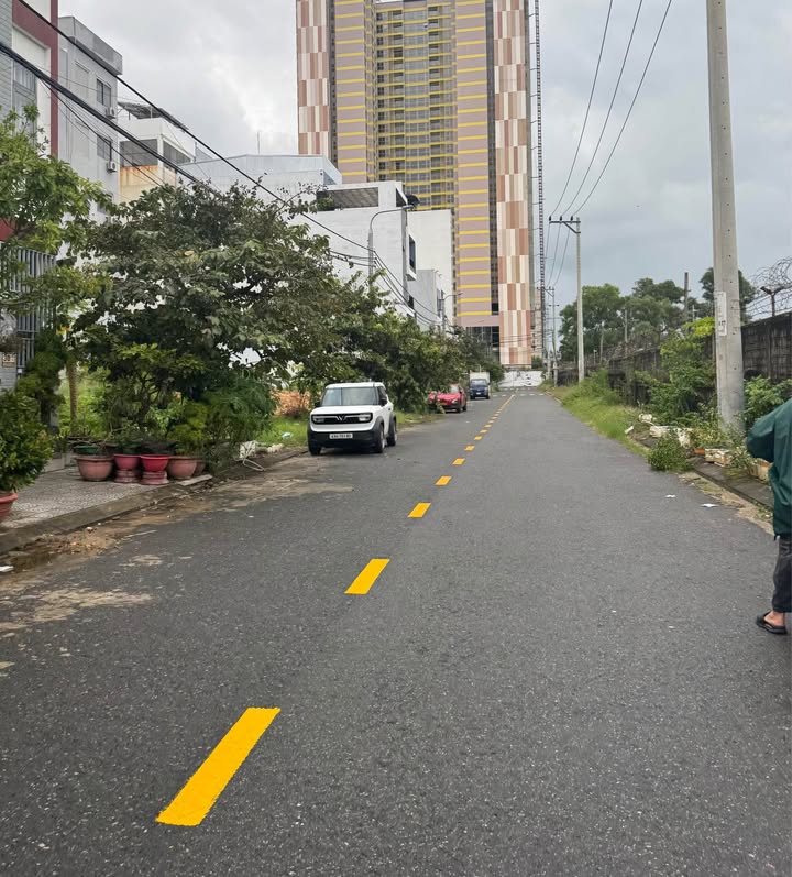 Nhà mặt tiền Khuê Mỹ Đông, Ngũ Hành Sơn 102m² giá 20.5 tỷ - Dòng tiền ổn định 50 triệu/tháng!