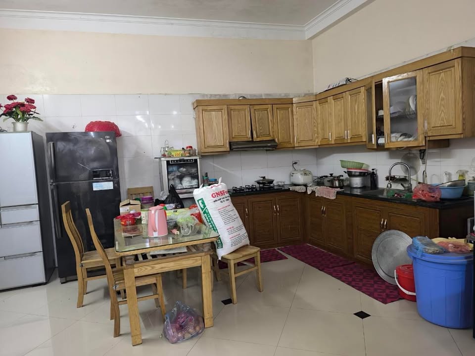 Nhà đẹp Minh Khai, Bắc Từ Liêm 72m² giá 11 tỷ - Giao thông thuận tiện, sổ đỏ chính chủ!