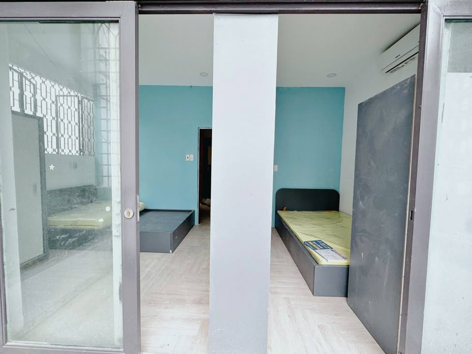 Cho thuê căn studio 2 phòng ngủ tại Bình Thạnh - Full nội thất, gần quận 1!