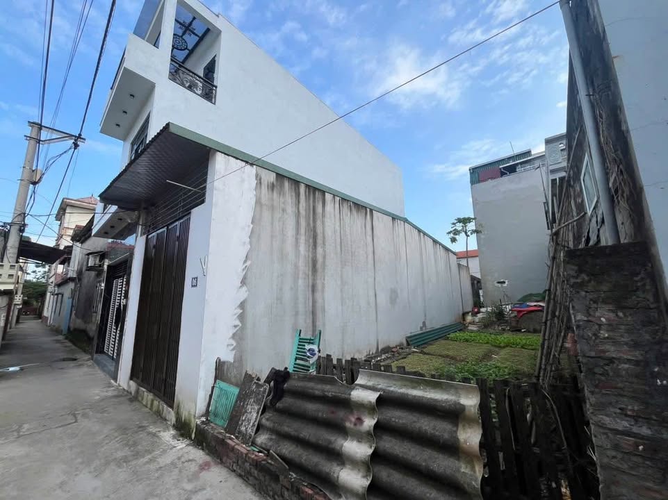 Căn hộ 60m² Phúc Hoà, Phúc Thọ, Hà Nội - Giá chỉ 1.8 tỷ, vị trí thuận lợi!