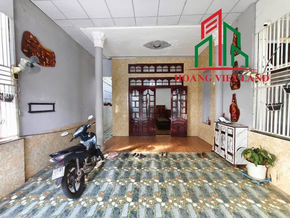 Nhà Hẻm 102 Nguyễn Tất Thành, Buôn Ma Thuột 102m² giá 4.25 tỷ - Sẵn sàng vào ở!
