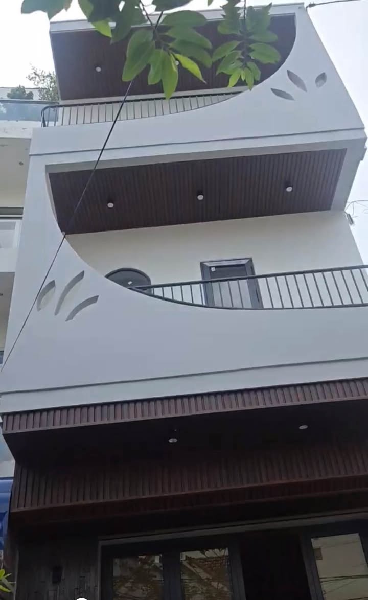 Căn Homestay 3 Tầng tại Nam Nha Trang 76m² giá 9.4 tỷ - Kinh doanh ngay với đầy đủ tiện ích!