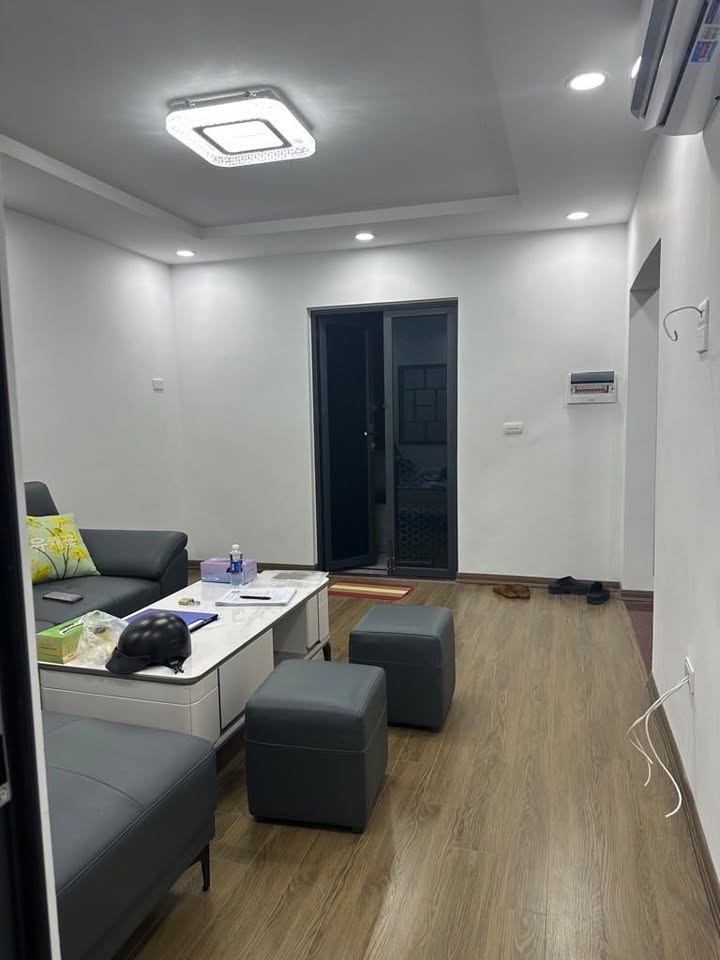 Căn hộ tầng 2 Kim Mã 51m² giá 6.6 tỷ - Full nội thất, sẵn sàng vào ở!