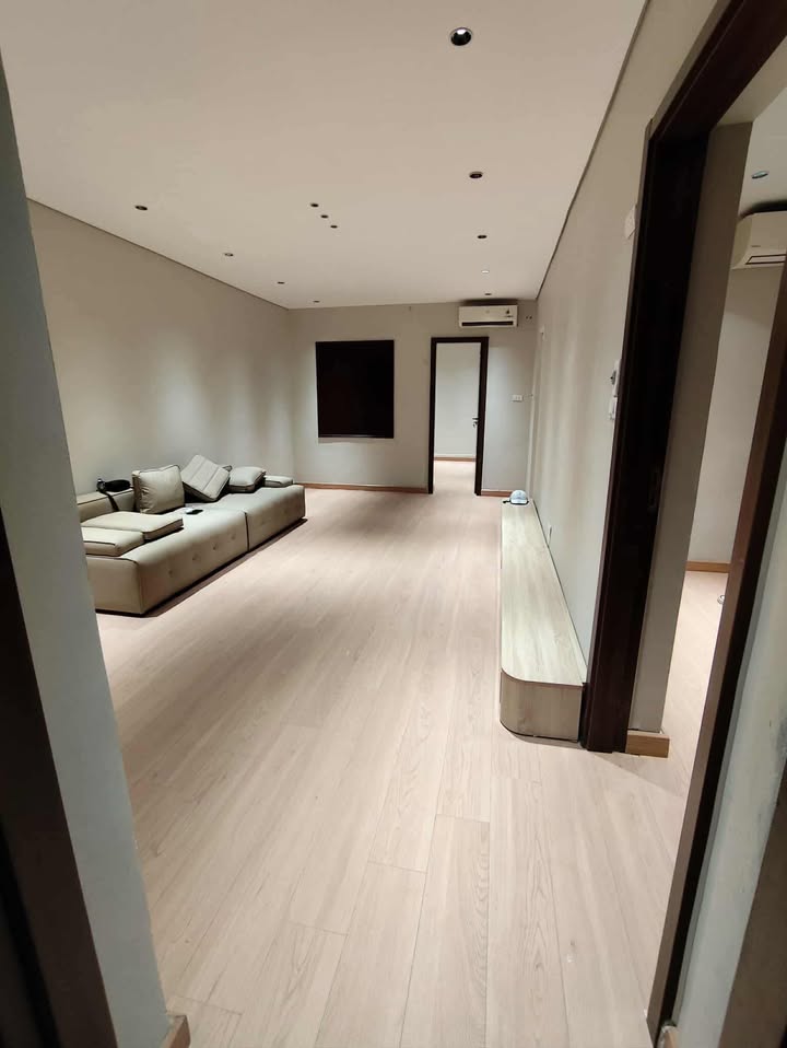 Căn hộ Hoàng Quốc Việt 41m² giá thỏa thuận - Sổ đỏ chính chủ, 2 phòng ngủ thoáng mát!