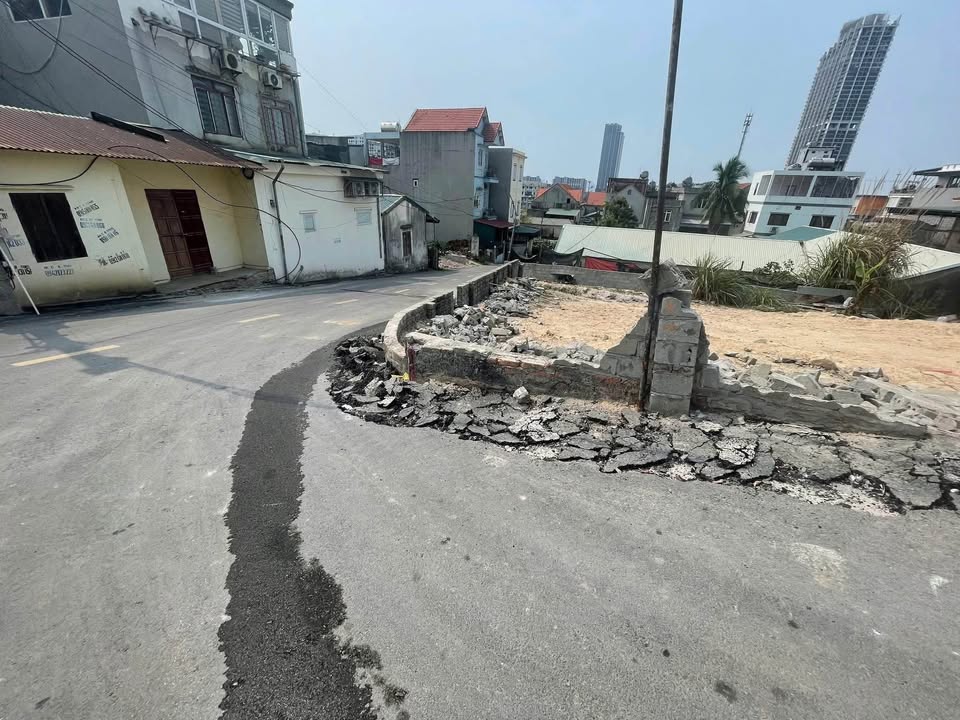 Đất nền Bãi Cháy, Hạ Long 82m² giá chỉ 2 tỷ - Đầu tư sinh lời ngay!