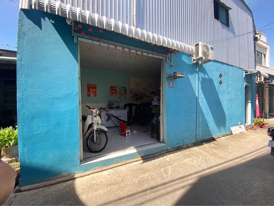 Nhà phố chính chủ tại Mỹ Phước, Long Xuyên 35m² - Giá chỉ 950 triệu!