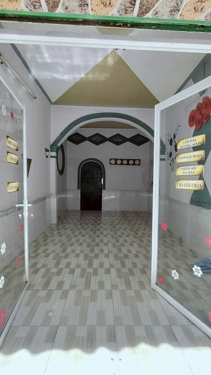 Nhà mặt tiền cho thuê tại Mỹ Long, Long Xuyên - Phù hợp kinh doanh, chỉ 5 triệu/tháng!