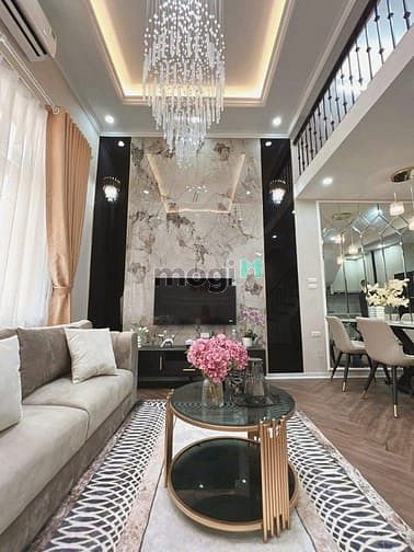 Chung cư Vimeco Nguyễn Chánh 96m² giá 9.6 tỷ - Vị trí đắc địa giao thông thuận lợi!