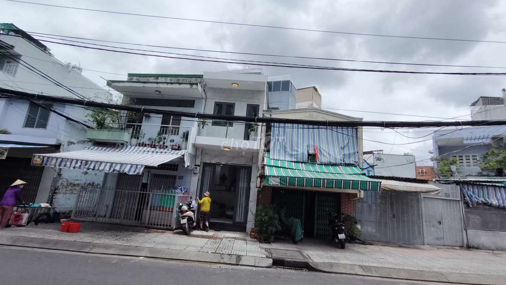 Nhà mặt tiền Cao Xuân Dục 27m² giá 5.5 tỷ - Cực kỳ hiếm và lý tưởng cho kinh doanh!