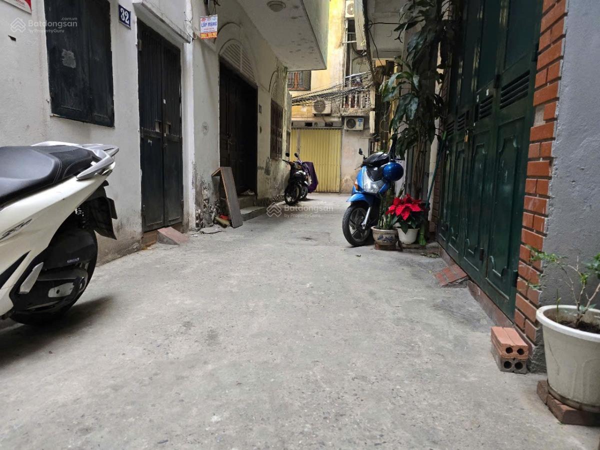 Bán nhà ngõ 1160 đường Láng ô tô đỗ cửa, lô góc 71m² giá 17,5 tỷ - Tiềm năng kinh doanh vượt trội!