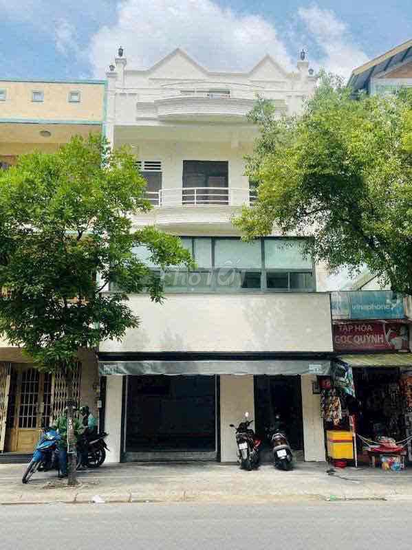 Nhà Mặt Tiền Hoàng Hoa Thám 54m² giá 35 triệu - Phù hợp kinh doanh đa ngành nghề!