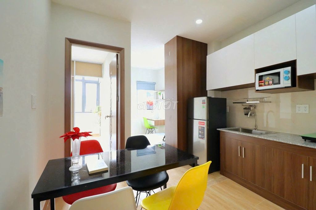 Căn hộ 2 phòng ngủ đường Cô Giang 50m² giá 11 triệu - Full nội thất, an ninh 24/7!