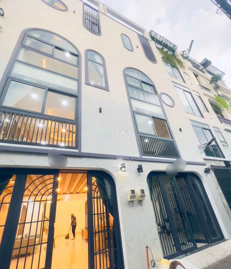 Bán nhà hẻm xe hơi Lê Quang Định, Bình Thạnh 30m² giá 5.75 tỷ - Nhà mới vào ở ngay!