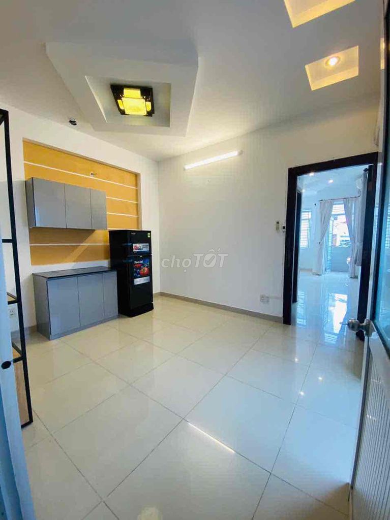 Căn hộ 1PN Tăng Bạt Hổ 70m² giá 8.5 triệu - Full nội thất, tự do giờ giấc!