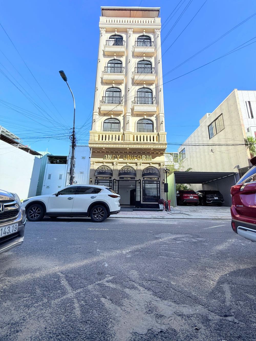 Căn hộ khách sạn 7 tầng Đà Nẵng - 109m² giá 24.5 tỷ - Vị trí vàng gần biển!