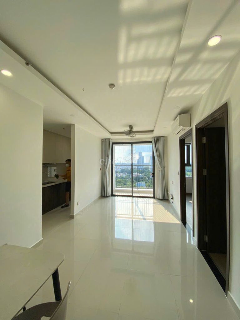 Căn hộ Q7 Boulevard 70m² giá 2.95 tỷ - Thiết kế đẹp, view sông thoáng mát!