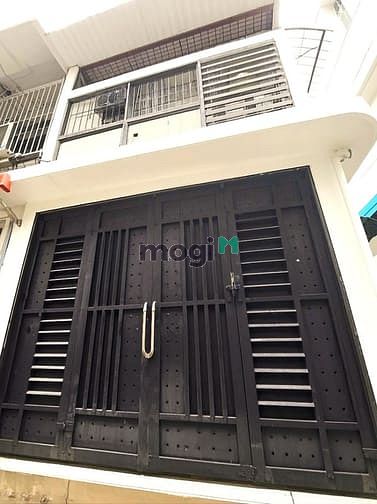 Nhà Căn Góc 2 Mặt Tiền Đường Số 4 Cư Xá Đô Thành, Quận 3 - Chỉ 7.2 Tỷ, Tiềm Năng Sinh Lời Cao!