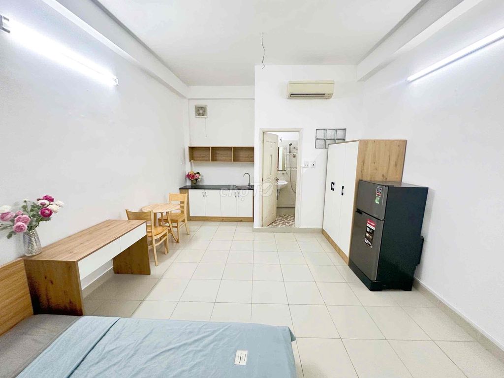 Cho thuê phòng trọ Cách Mạng Tháng 8 – Quận 3, 30m² giá 5.5 triệu - Tiện nghi đầy đủ, phù hợp sinh viên!