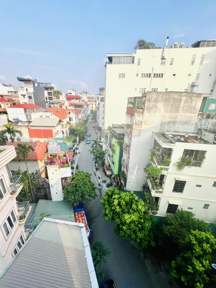 Nhà mặt tiền Lạc Long Quân, Tây Hồ 50m², 6 tầng - Kinh doanh đỉnh cao!