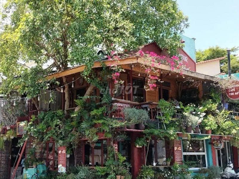 Biệt thự Bạch Đằng, Quận Tân Bình 225m² - Thuê ngay, giá tốt!