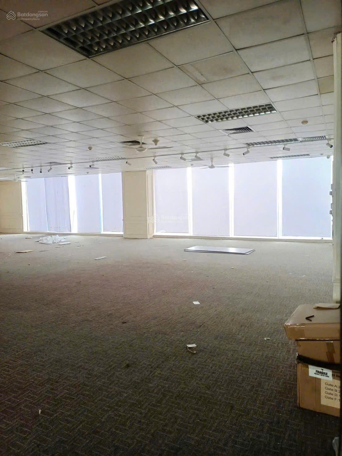 Cho thuê văn phòng 260m² tại Tòa nhà 197 Trần Phú, Hà Đông - Giá chỉ 55 triệu!