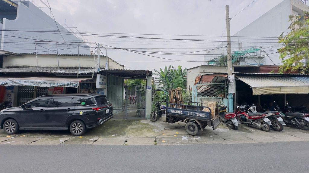 Đất mặt tiền Nguyễn Tri Phương, Dĩ An 120m² giá 5.85 tỷ - Kinh doanh sầm uất!