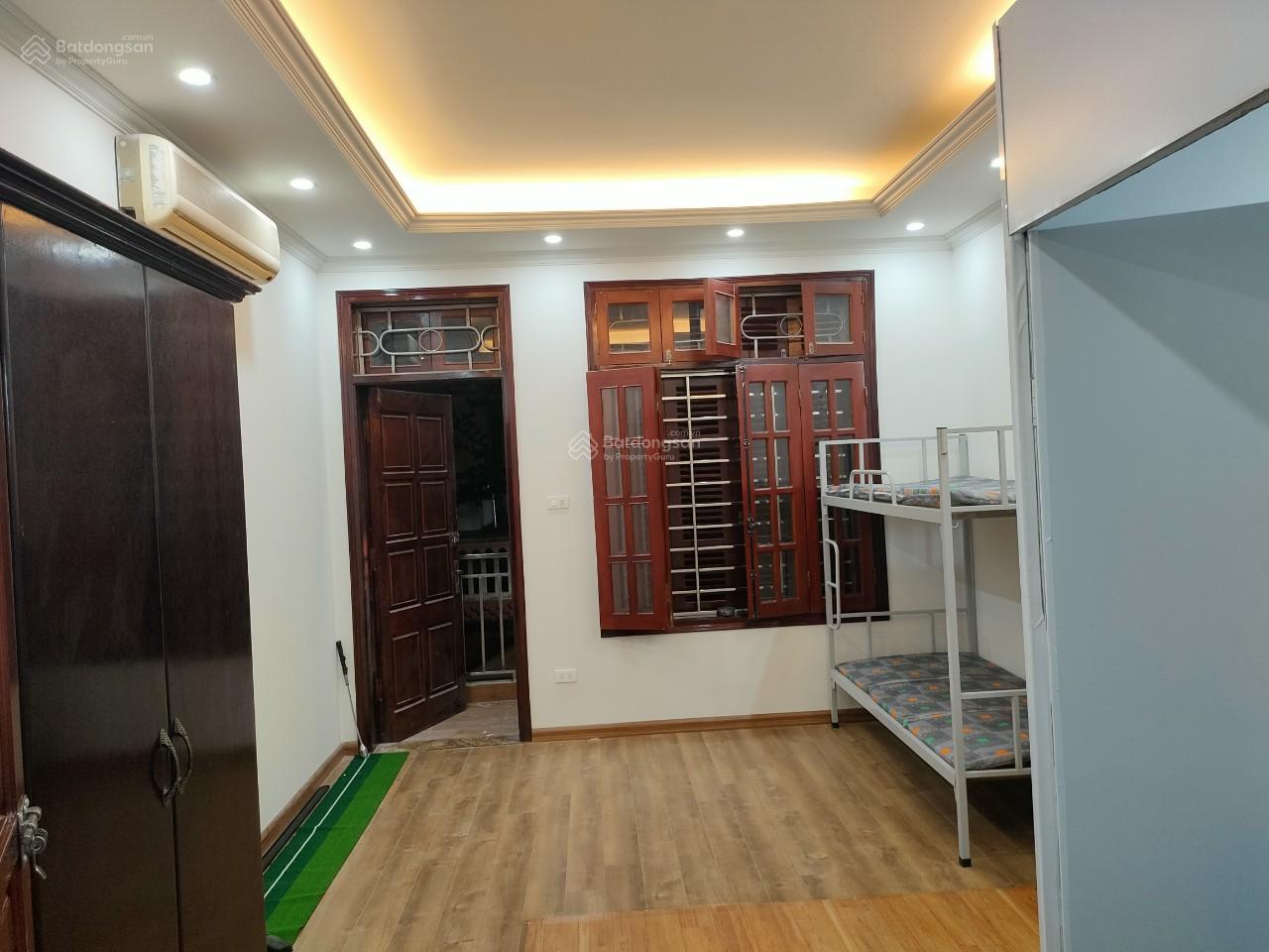 Cho thuê nhà riêng Chùa Láng 28m² giá 6 triệu - Không gian sống tiện nghi