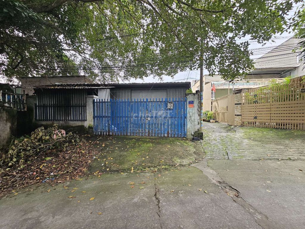 Nhà kho 168m² ngang 9,7m gần ngã tư Chiêu Liêu Dĩ An - Giá chỉ 5.04 tỷ