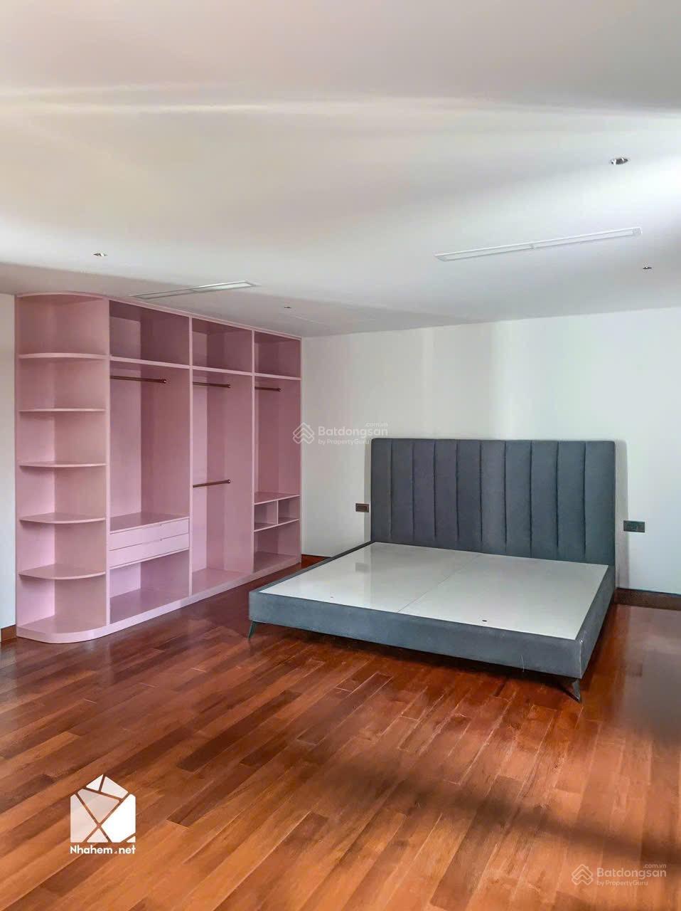 Biệt thự Riviera An Phú Quận 2 540m², 4PN, full nội thất cao cấp, sân vườn giá thuê 270tr/tháng