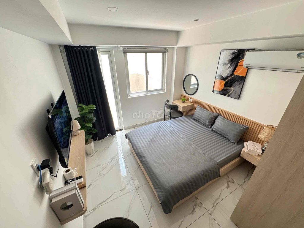 Căn hộ dịch vụ cao cấp Đường Huyền Quang Quận 1 - 25m² chỉ 8.5 triệu!