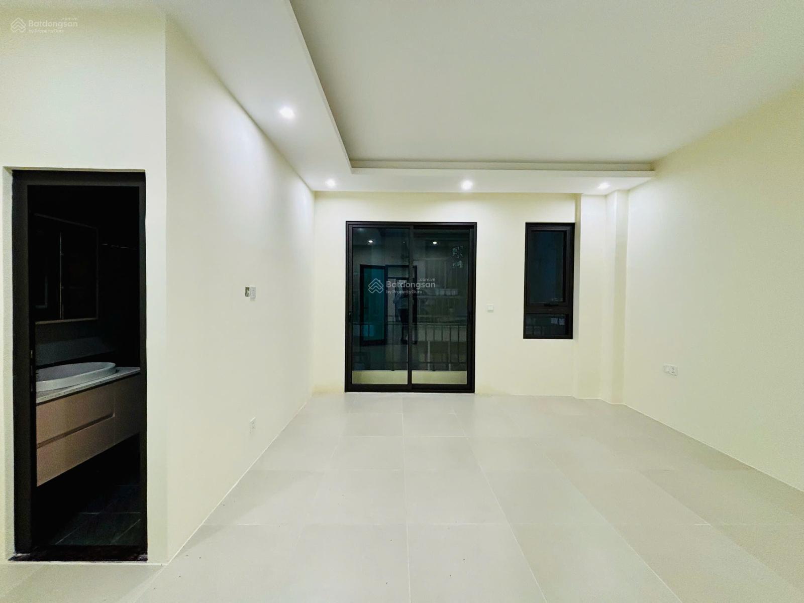 Nhà riêng cho thuê tại ngõ Trần Xuân Soạn 85m² - Mặt tiền 6m, thang máy sẵn có!