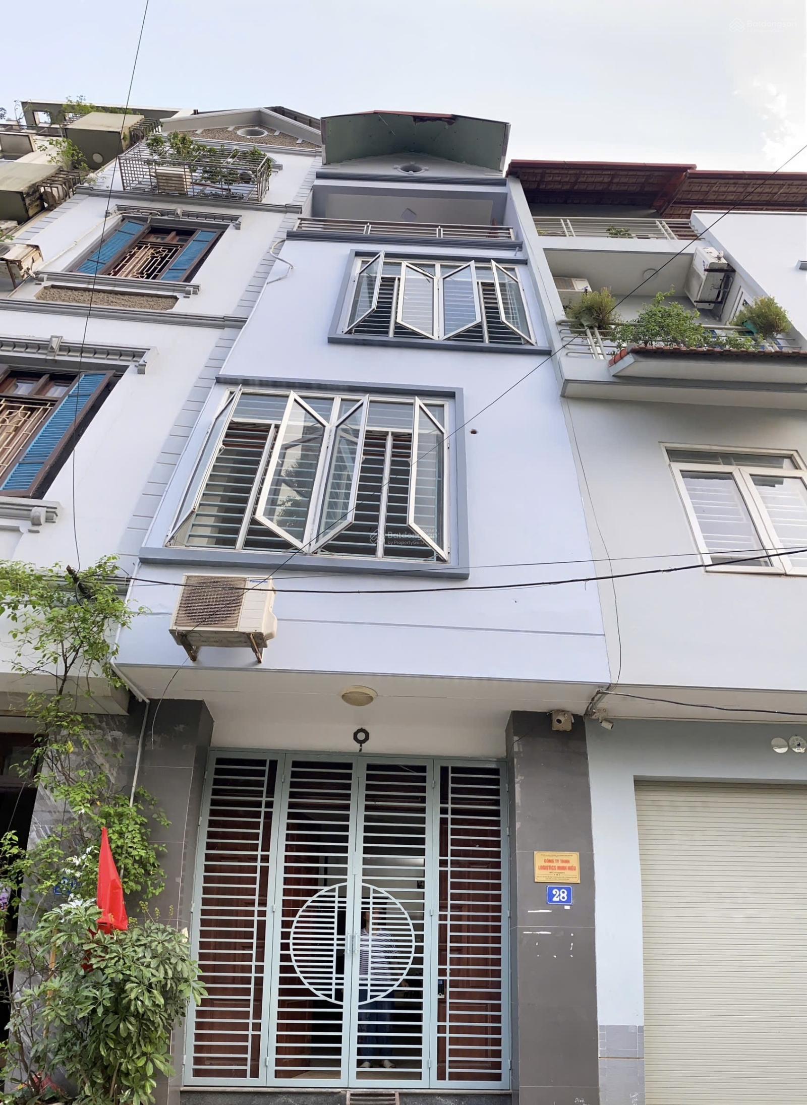 Cho thuê nhà 4 tầng tại ngõ 75 đường Đức Diễn - Phường Phúc Diễn giá chỉ 15 triệu