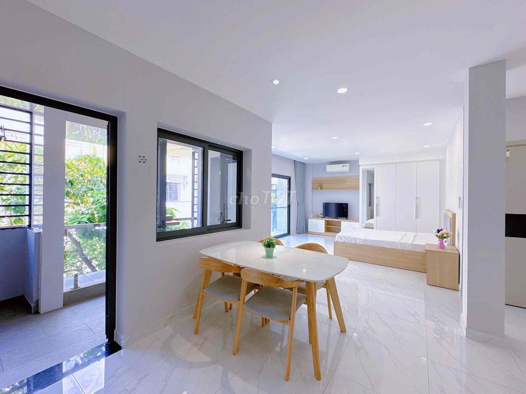 Căn hộ Studio gần Vòng Xoay Lăng Cha Cả, Tân Bình 46m² giá 6.7 triệu - Thích hợp cho người đi làm!
