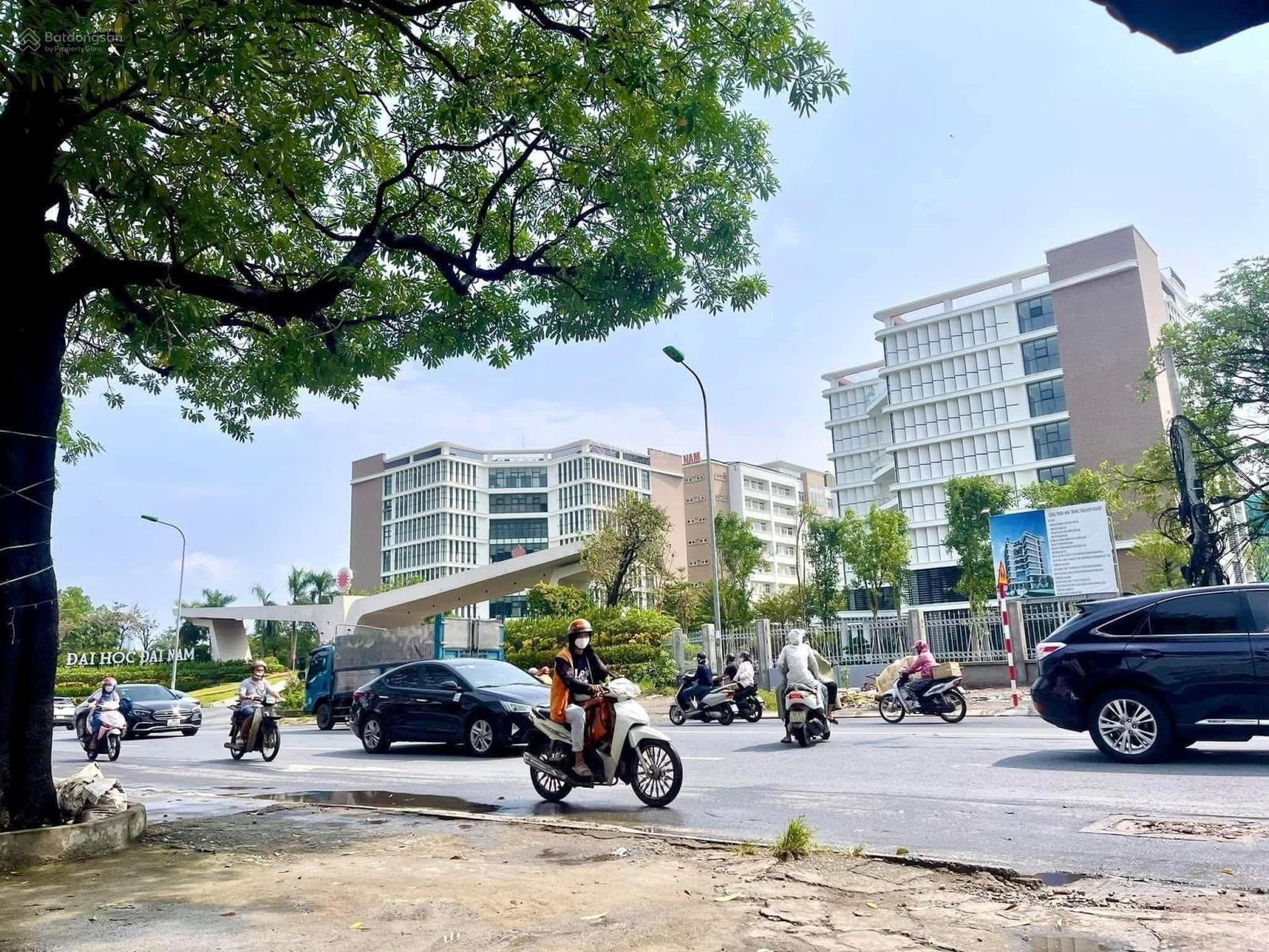 Bán Đất Tặng Nhà Cấp 4 Phú Lãm 170m² giá 17 tỷ - Vị trí đắc địa, phong thủy tốt!