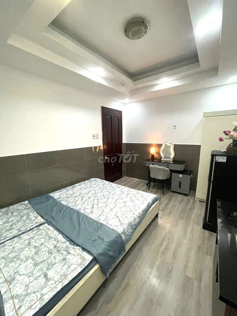 Căn hộ Full nội thất - Gần cầu Nguyễn Văn Cừ Q5 - Giá chỉ 4 triệu