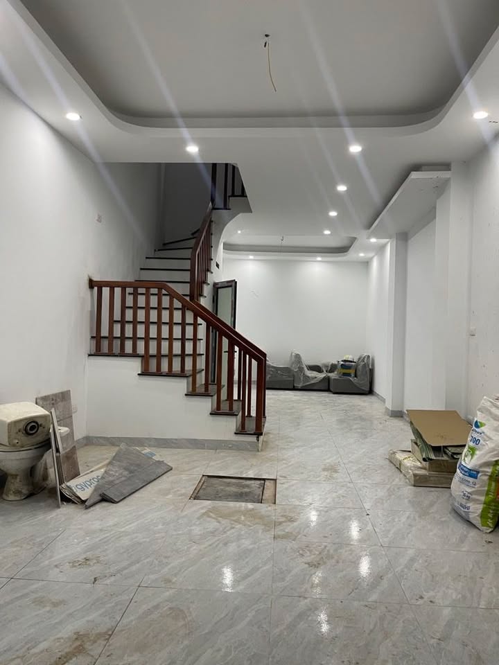 Nhà Định Công 45m² giá 3,5 tỷ - Xây mới, ô tô vào tận nhà!