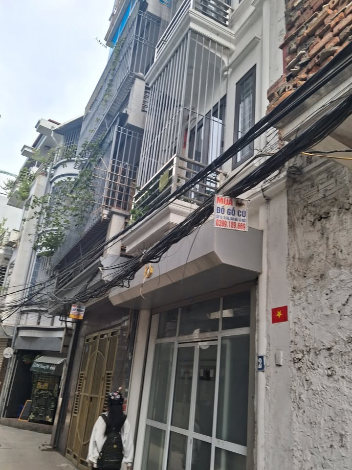 Nhà riêng Lĩnh Nam 68m² giá 5.6 tỷ - Chính chủ bán gấp!