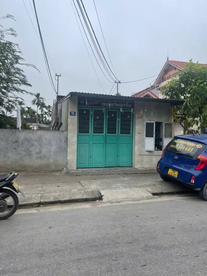 Nhà mặt đường Trung Nghĩa 71m² giá 2.4 tỷ - Kinh doanh ngay lập tức!