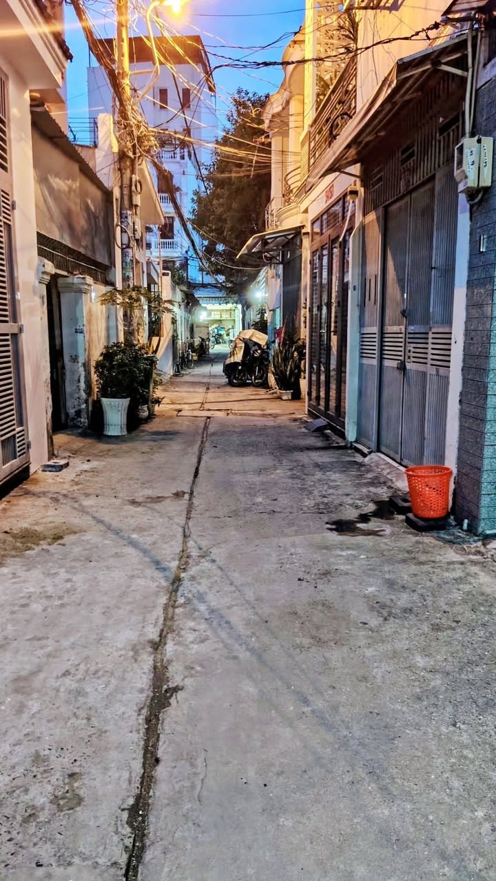 Nhà hẻm xe hơi Tân Bình 39.2m² giá 3.9 tỷ - Cơ hội hiếm có!