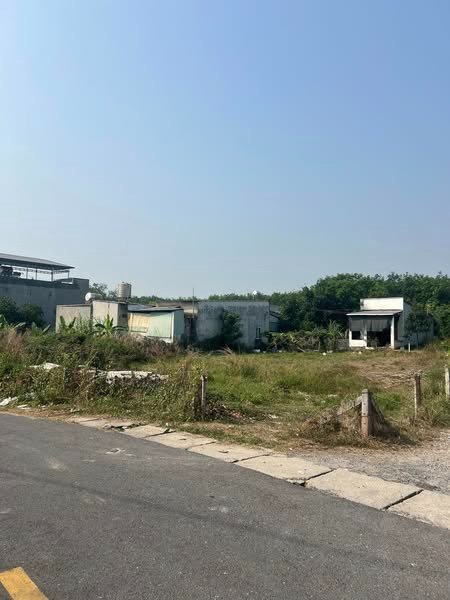 Đất nền Bến Cát 2760m² - Kinh doanh sầm uất, giá thỏa thuận!