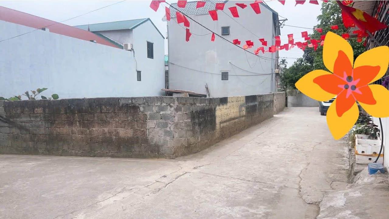 Đất lô góc 95m² đường rộng 4m tại Xuân Mai - Giá chỉ 1.1 tỷ VND