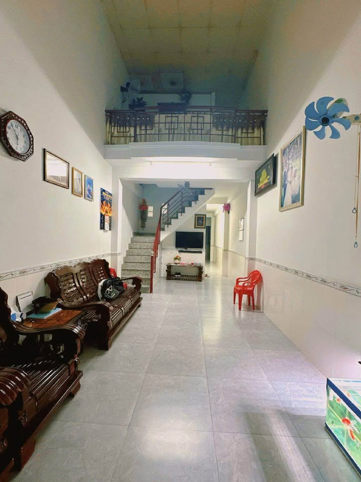 Nhà 2 tầng 95m² tại Đà Nẵng, giá 6.9 tỷ - Vị trí trung tâm gần biển!