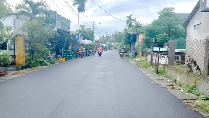 Nhà cấp 4 mặt tiền kinh doanh Hòa Phước, 215m² giá 2.85 tỷ - Sổ đỏ chính chủ!