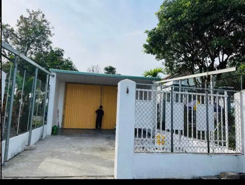 Nhà nguyên căn mặt tiền Quốc lộ 14G, Hòa Vang, Đà Nẵng 181m² giá 2.3 tỷ - Kinh doanh thuận lợi!