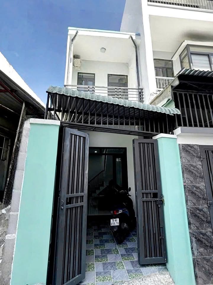 Nhà 2 Tầng Đường Đồng Nai, P. Phước Hải, Nha Trang 48m² Giá 2.95 Tỷ - Tiện Ích Đầy Đủ!