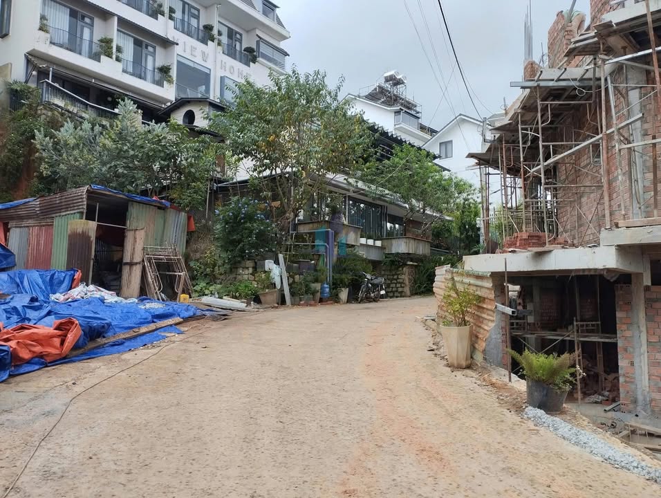Bán đất đường Trịnh Hoài Đức, Đà Lạt 338m² giá 10.8 tỷ - Đầu tư sinh lời lý tưởng!