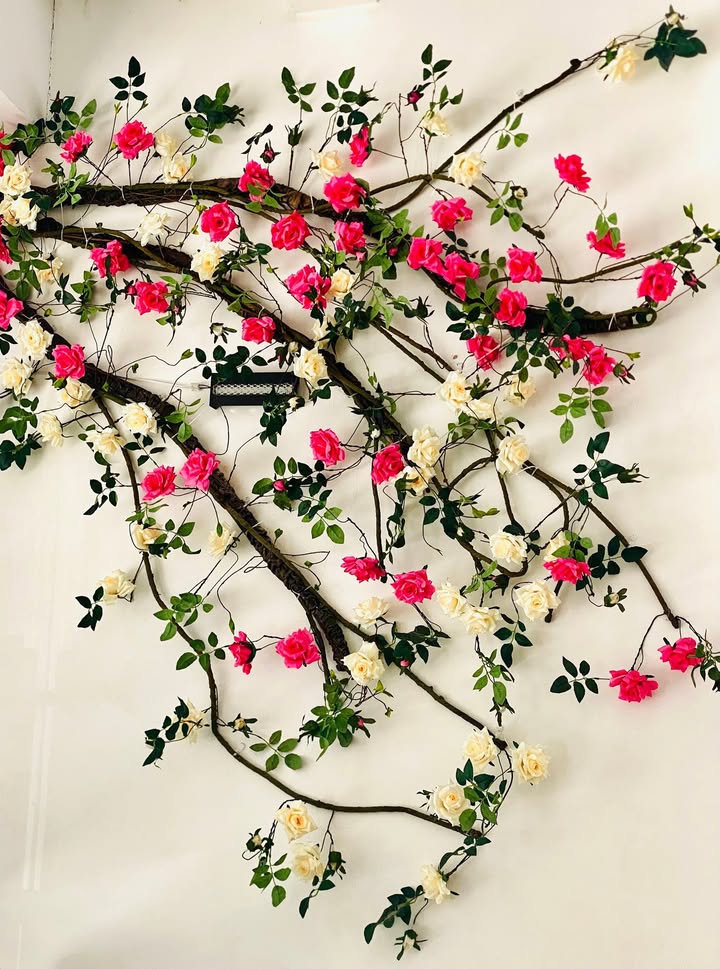 Nhà 3 tầng hẻm thông Hồ Bá Kiện, Quận 10, 21m² chỉ 4.2 tỷ - Tiện xây mới!