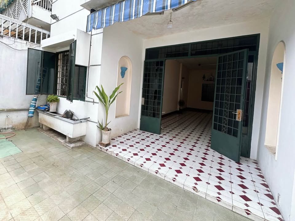 Nhà mặt tiền đường Chu Văn An, Hiệp Phú 82m² giá 6.95 tỷ - Khu vực sầm uất, tiện ích đầy đủ!