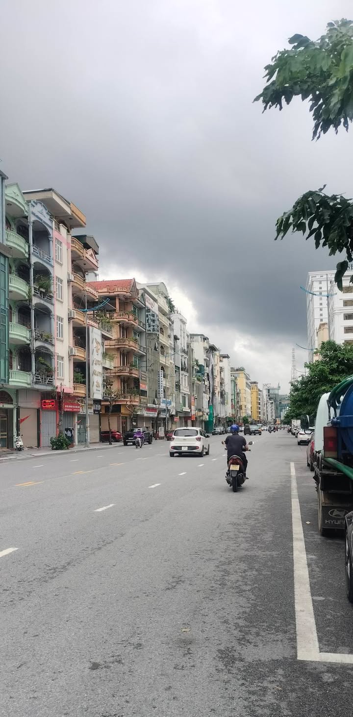 Nhà góc 2 mặt tiền Bạch Đằng, Hạ Long 25.7m² giá 3 tỷ - Tiềm năng kinh doanh lớn!